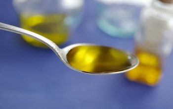 Πώς σάς ωφελεί μια κουταλιά έξτρα παρθένο ελαιόλαδο κάθε πρωί