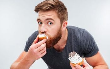 Ποια σοβαρή νόσος συνδέεται με την λαχτάρα “για κάτι γλυκό”