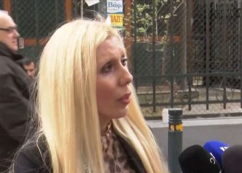 Γιάννης Πλούταρχος: «Δεν είμαι stalker, θέλω να λήξει αυτό»- Αναβλήθηκε η δίκη με την θαυμάστρια του