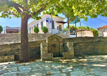 Χωριό της Μαγνησίας παίρνει ξανά ζωή – Άνοιξε το μοναδικό εστιατόριο μετά από 20 χρόνια