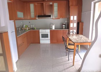 ΤΡΙΚΑΛΑ: ΕΝΟΙΚΙΑΖΕΤΑΙ διαμέρισμα 4ου ορόφου 56τμ