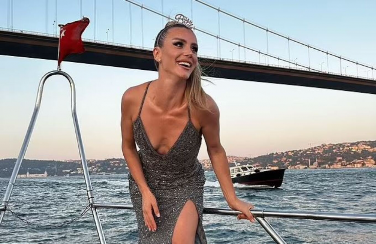 Τραγωδία για Τουρκάλα καλλονή: Βρέθηκε θετική σε αλκοτέστ και σκοτώθηκε πέφτοντας από γέφυρα για να διαφύγει