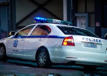 Βόλος: Χειροπέδες σε ιατροδικαστή για συμμετοχή σε εγκληματική δράση