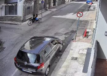 Θρασύτατη κλοπή στο κέντρο του Βόλου – Έκλεψαν το τρίκυκλο ποδήλατο της Κουζίνας Αλληλεγγύης – Δείτε βίντεο
