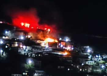 Συναγερμός στο Ανήλιο Μετσόβου – Πύρινη κόλαση σε κατοικία