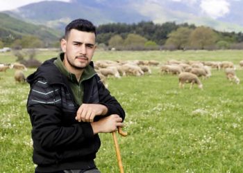 Μαυρομμάτι Καρδίτσας: Με τον Αντώνη στα πρόβατα (ΒΙΝΤΕΟ)