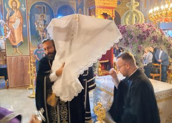 Στιγμές κατάνυξης και δέους: Η Αποκαθήλωση του Κυρίου στους ναούς των Τρικάλων