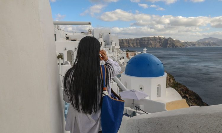Τι είναι το «coolcation» και πώς αλλάζει τον παγκόσμιο χάρτη των διακοπών