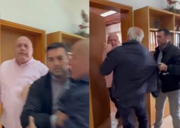 Νέο βίντεο – σοκ τη στιγμή που ο Αχιλλέας Μπέος σπρώχνει τον Στέλιο Λημνιό (Video)