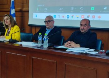 Σακκάς: Καμία δημοτική έκταση για φωτοβολταϊκά αν δεν τηρείται η νομιμότητα – Δημοψήφισμα επί τάπητος