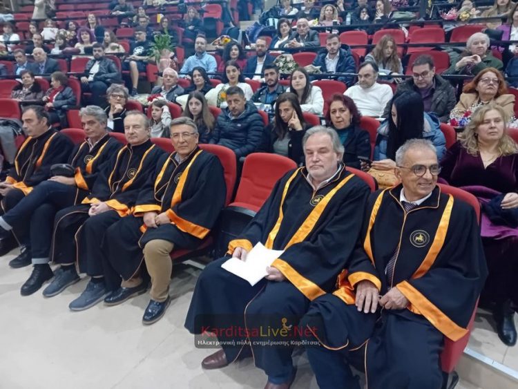 Τμήμα Δ.Ε.ΞΥ.Σ.: Ορκίστηκαν 11 απόφοιτοι των Προγραμμάτων Μεταπτυχιακών Σπουδών και 12 νέοι πτυχιούχοι (ΕΙΚΟΝΕΣ – ΒΙΝΤΕΟ)