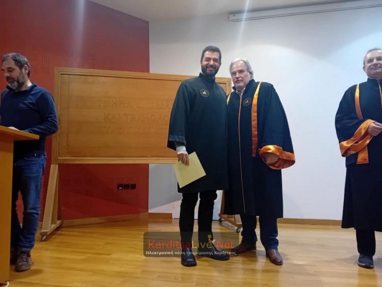 Τμήμα Δ.Ε.ΞΥ.Σ.: Ορκίστηκαν 11 απόφοιτοι των Προγραμμάτων Μεταπτυχιακών Σπουδών και 12 νέοι πτυχιούχοι (ΕΙΚΟΝΕΣ – ΒΙΝΤΕΟ)