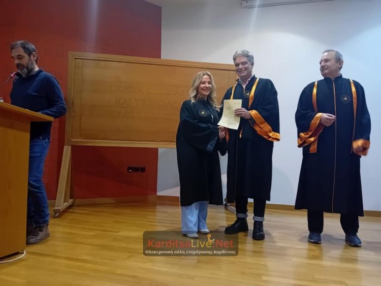 Τμήμα Δ.Ε.ΞΥ.Σ.: Ορκίστηκαν 11 απόφοιτοι των Προγραμμάτων Μεταπτυχιακών Σπουδών και 12 νέοι πτυχιούχοι (ΕΙΚΟΝΕΣ – ΒΙΝΤΕΟ)