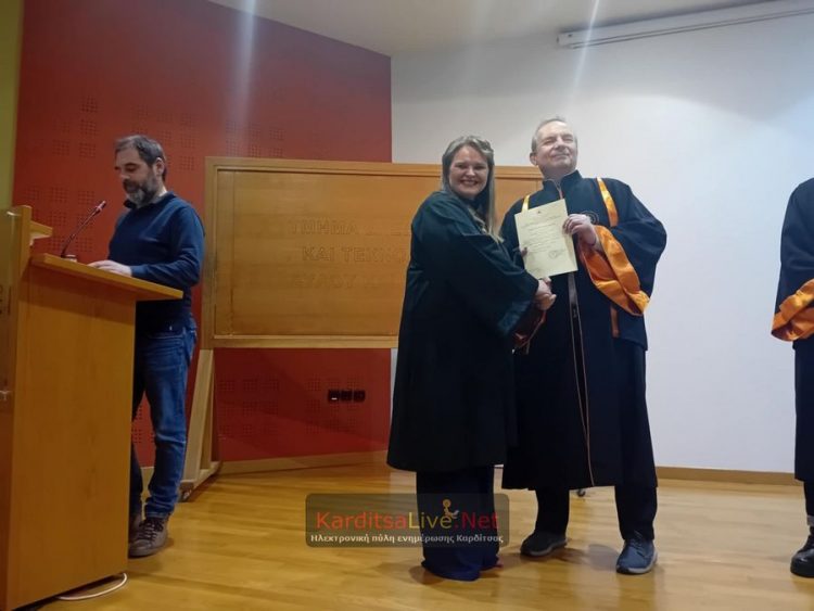 Τμήμα Δ.Ε.ΞΥ.Σ.: Ορκίστηκαν 11 απόφοιτοι των Προγραμμάτων Μεταπτυχιακών Σπουδών και 12 νέοι πτυχιούχοι (ΕΙΚΟΝΕΣ – ΒΙΝΤΕΟ)