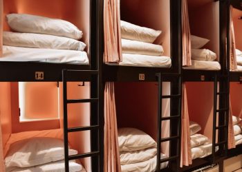 Εναλλακτική διαμονή στο Άμστερνταμ: Capsule Hostels μια μοναδική εμπειρία ύπνου