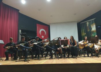 Στο Φεστιβάλ Σμύρνης ταξίδεψε μουσικά το Μουσικό Σχολείο Τρικάλων