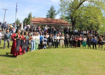  Πασχαλινές εκδηλώσεις στην Αγία Τριάδα Ροπωτού