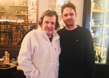 Στον Βόλο για τσίπουρο ο Βασίλης Παπακωνσταντίνου