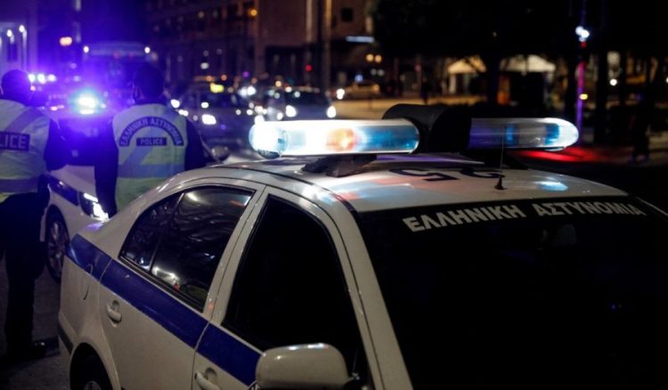 Άγριο επεισόδιο μεταξύ νεαρών στη Λάρισα – Ένας τραυματίας στο νοσοκομείο, πλήθος προσαγωγών!