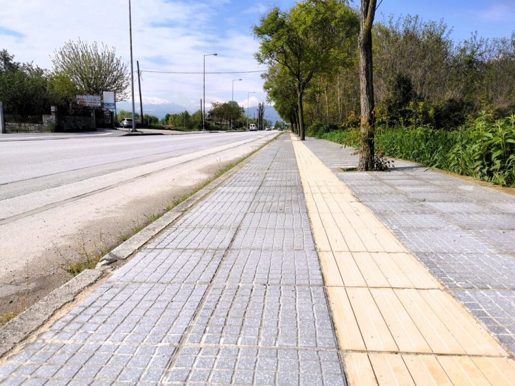 Ολοκληρώθηκαν τα πεζοδρόμια στην οδό Πύλης σε μήκος 1.000 μ. – Αλλάζει η εικόνα στις εισόδους της πόλης