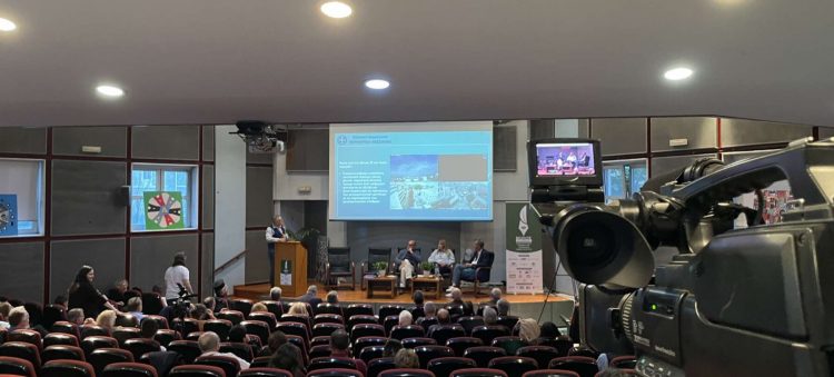 Σημαντικές οι ανακοινώσεις στο δημοσιογραφικό συνέδριο στον Βόλο – Για την ανθεκτικότητα και το μέλλον της Θεσσαλίας (ΕΙΚΟΝΕΣ)