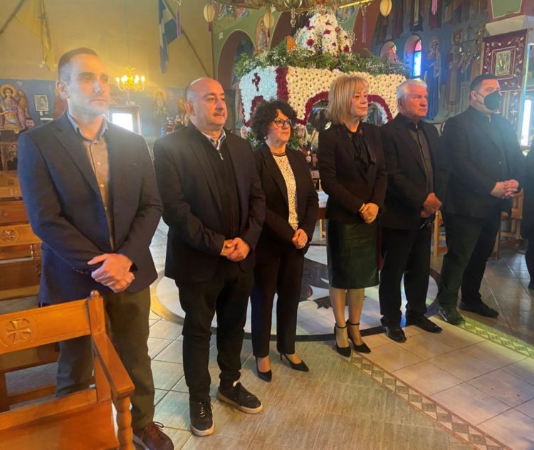 Σε Κεφαλόβρυσο και Γλίνος ο Δήμαρχος Τρικκαίων για τις Ακολουθίες Σταύρωσης και Αποκαθήλωσης