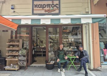 Γειτονιά, όπως παλιά – Στο ιστορικό εμπορικό κέντρο των Τρικάλων