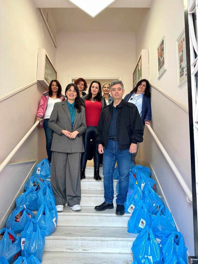 Παράδοση τροφίμων και ειδών πρώτης ανάγκης στο Κοινωνικό Εστιατόριο του Δήμου Τρικκαίων