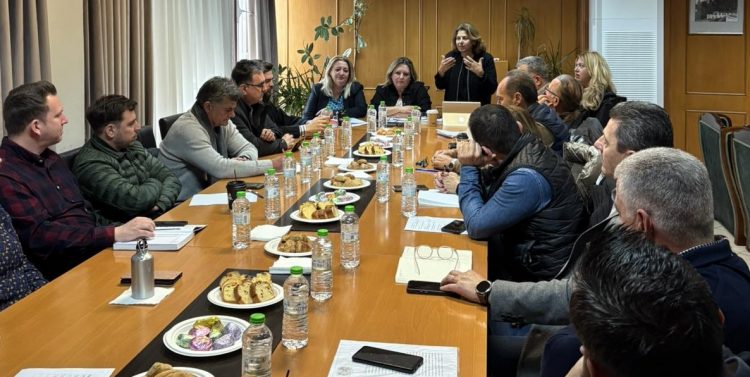 Οι νέες δράσεις για την προβολή του τουρισμού στη Θεσσαλία – Ευρεία σύσκεψη στα Τρίκαλα