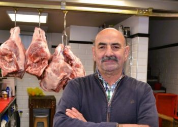 Στα 15 ευρώ ο οβελίας!!! – Θοδωρής Ευθυμίου: «Με τέτοιες τιμές θα μεταφέρουμε τα αρνιά με… χρηματαποστολές» (ηχητικό)