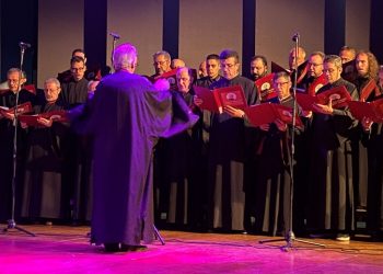 Καθηλωτική εκδήλωση με ύμνους της Μεγάλης Εβδομάδας
