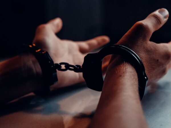 Στη φυλακή ο 60χρονος που επιτέθηκε σεξουαλικά σε ανήλικες αθλήτριες – Η ποινή που του επιβλήθηκε (ΒΙΝΤΕΟ)