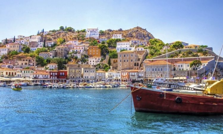 Το ελληνικό νησί που «κλέβει» τους τουρίστες από Μύκονο και Σαντορίνη (vid)