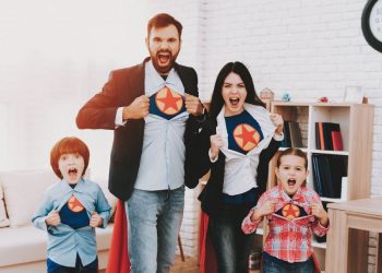 Ego parenting: Το γονεϊκό στιλ που μπορεί να επηρεάσει αρνητικά τα παιδιά