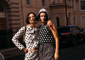 Πουά: Το retro print που θα δεις παντού και είναι πιο εύκολο απ’ όσο νόμιζες να το κάνεις styling