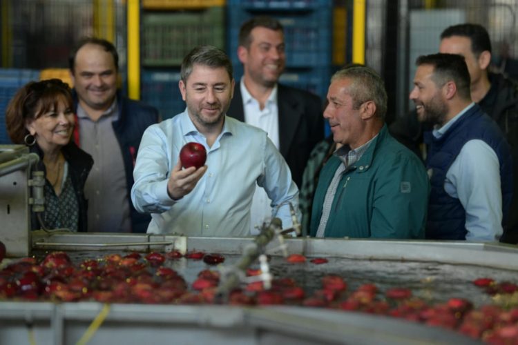 ΠΑΣΟΚ: Στον Αγροτικό Συνεταιρισμό Zαγοράς ο Νίκος Ανδρουλάκης (ΕΙΚΟΝΕΣ)