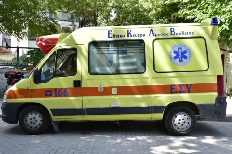 Έλλειψη ατόμων στο ΕΚΑΒ – Ακινητοποιημένα ασθενοφόρα στη Θεσσαλία – Δεν ήρθε ακόμα επικουρικό προσωπικό στα Τρίκαλα