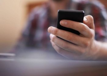 Εξαπατούσε ηλικιωμένους μέσω τηλεφώνου – Είχε αποσπάσει χιλιάδες ευρώ, χρυσές λίρες και χρυσαφικά