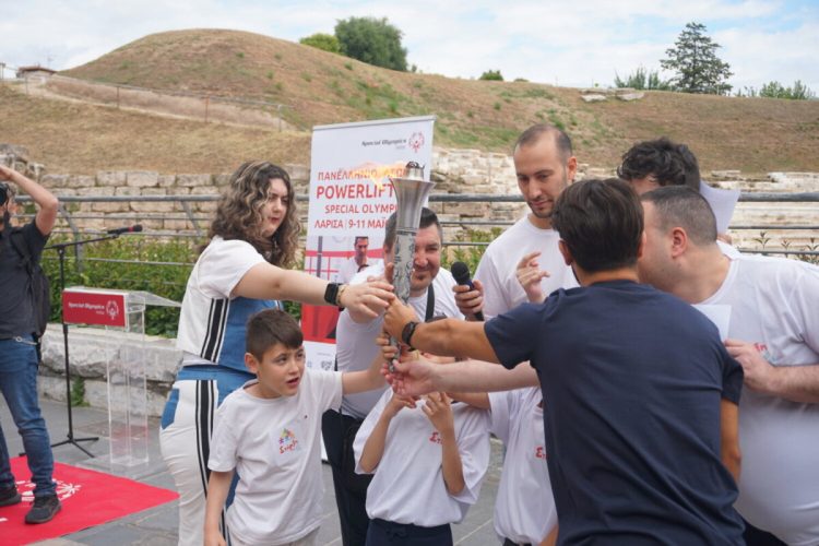 «Άναψε» η φλόγα των Special Olympics Hellas στη Λάρισα – Πραγματοποιήθηκε η τελετή έναρξης των αγώνων Powerlifting (ΕΙΚΟΝΕΣ – ΒΙΝΤΕΟ)