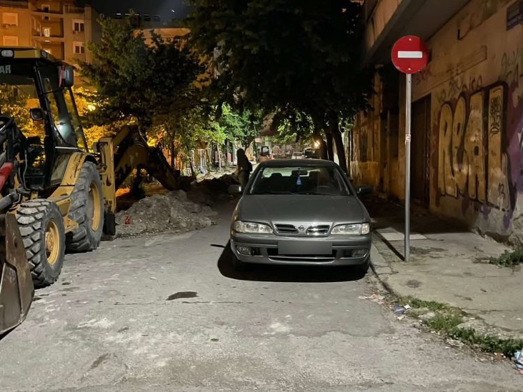 Το …όσκαρ απαράδεκτου οδηγού πηγαίνει σε Λαρισαίο – Μηδενική ευσυνειδησία και ωχαδερφισμός στο μεγαλείο του (ΕΙΚΟΝΕΣ)