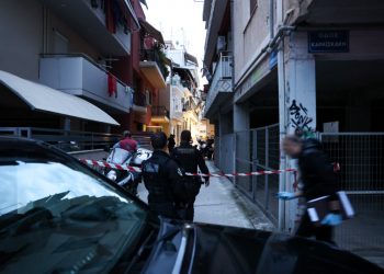Λάρισα – Συγκλονίζουν οι μαρτυρίες από το άγριο έγκλημα: «Ακούγονταν φωνές για βοήθεια»… (ΒΙΝΤΕΟ)