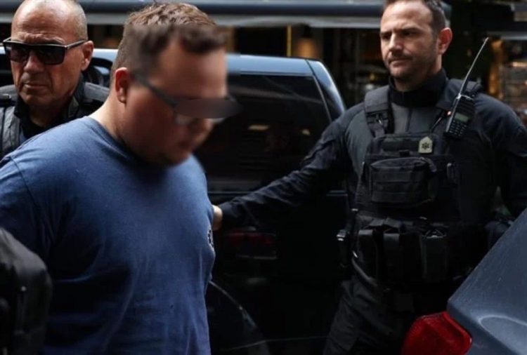 Λάρισα: Δικηγόρος 21χρονου μητροκτόνου: Έχει θρησκευτικό υπόβαθρο – Μου είπε ότι ίσως ήταν θεόσταλτο ότι έγινε για να μετανοήσει