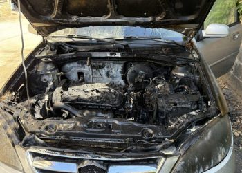 Συναγερμός για φωτιά σε αυτοκίνητο – Τρία οχήματα της Πυροσβεστικής στο σημείο (ΕΙΚΟΝΕΣ)