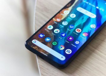 Τι να κάνετε αν κλαπεί το κινητό σας τηλέφωνο – Τα 3 βήματα που πρέπει να ακολουθήσετε