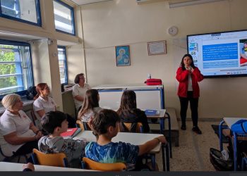 Μαθήματα  Πρώτων Βοηθειών στο 5ο Γυμνάσιο Τρικάλων σε συνεργασία με τον Ερυθρό Σταυρό