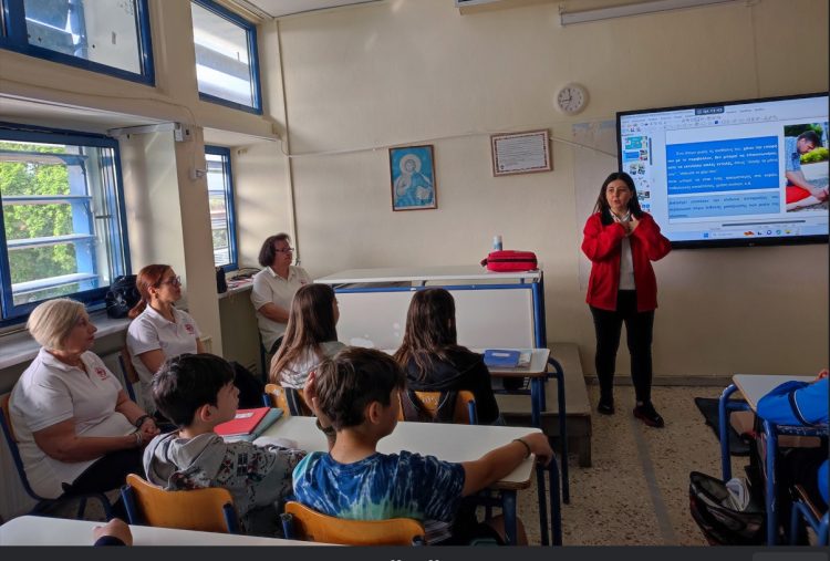Μαθήματα  Πρώτων Βοηθειών στο 5ο Γυμνάσιο Τρικάλων σε συνεργασία με τον Ερυθρό Σταυρό