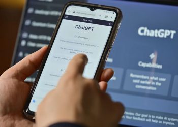 Το ChatGPT απέκτησε μία συνήθεια που… φρικάρει τους χρήστες