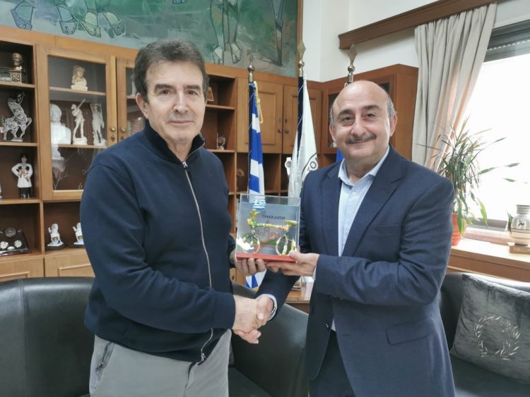Συνεργασία ουσίας Σακκά – Χρυσοχοΐδη στο Δημαρχείο Τρικκαίων