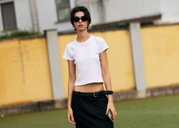 Fashion tips: Πώς θα δημιουργήσεις μια capsule wardrobe για έξυπνα καλοκαιρινά outfits