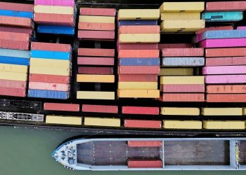 Ζοφερή πρόβλεψη ΟΗΕ: 7 εκατ. θέσεις εργασίας θα «εξαφανιστούν» φέτος λόγω του εμπορικού πολέμου